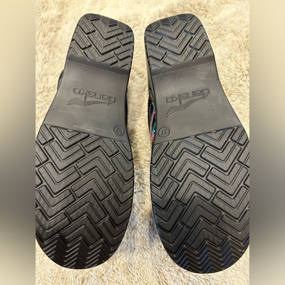 Dansko Clogs New Without Tags, Size 37, Patent Mu… - image 2